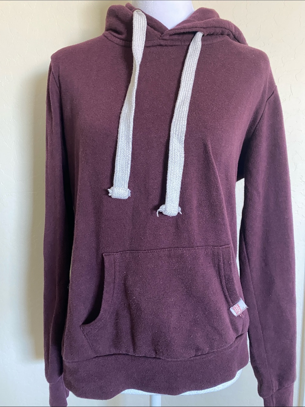 Juniors’ Medium Burgundy Hoodie